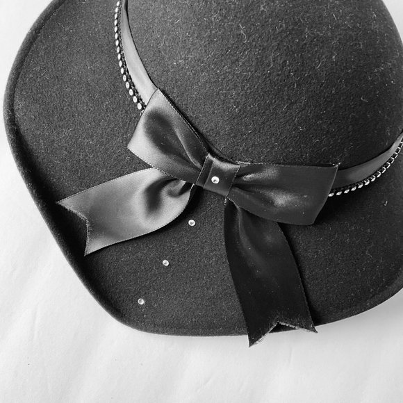 VINTAGE Fabini Women's Black Wool Hat EUC - Picture 6 of 6